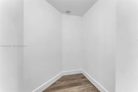 6327 SW 127th Place Miami FL 33183