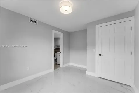 6327 SW 127th Place Miami FL 33183