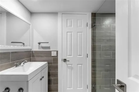 6327 SW 127th Place Miami FL 33183