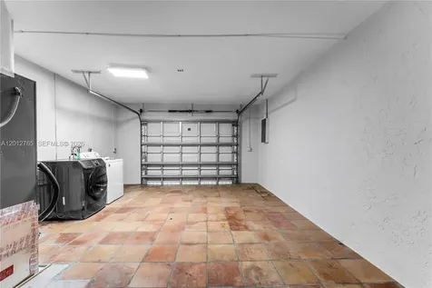 6327 SW 127th Place Miami FL 33183