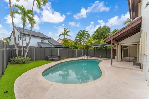 6327 SW 127th Place Miami FL 33183
