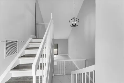 6327 SW 127th Place Miami FL 33183