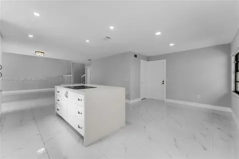 6327 SW 127th Place Miami FL 33183