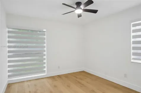 4948 SW 90th Terrace Cooper City FL 33328