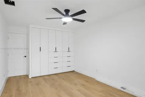 4948 SW 90th Terrace Cooper City FL 33328