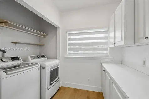4948 SW 90th Terrace Cooper City FL 33328