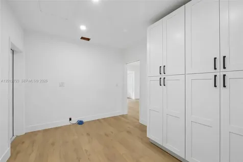 4948 SW 90th Terrace Cooper City FL 33328