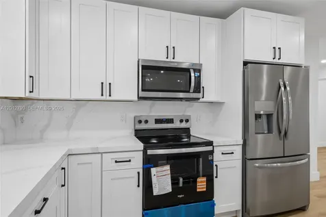 4948 SW 90th Terrace Cooper City FL 33328
