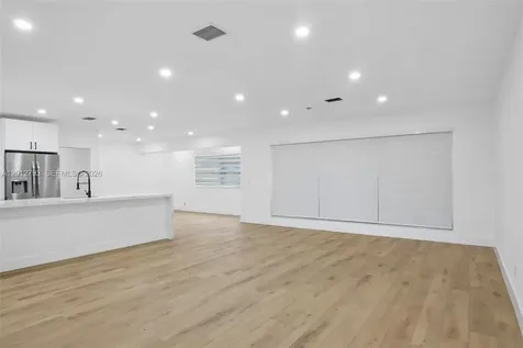 4948 SW 90th Terrace Cooper City FL 33328