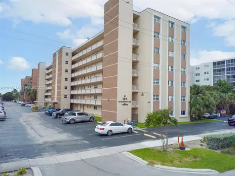 609 NE 14th Avenue Hallandale Beach FL 33009