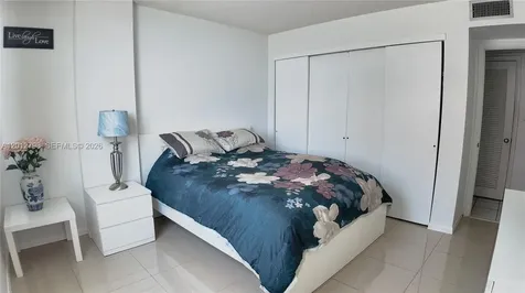 3113 S Ocean Drive Hallandale Beach FL 33009