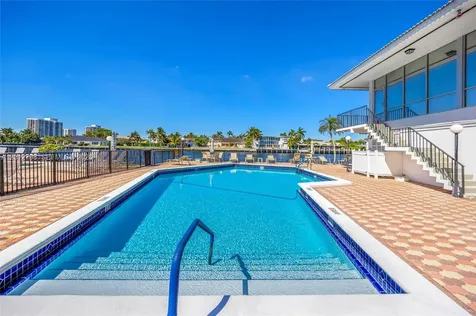 3113 S Ocean Drive Hallandale Beach FL 33009