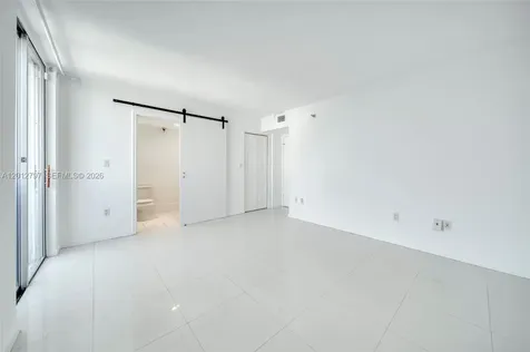 7933 West Drive North Bay Village FL 33141