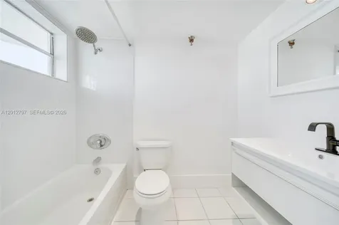 7933 West Drive North Bay Village FL 33141
