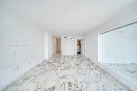 7933 West Drive North Bay Village FL 33141