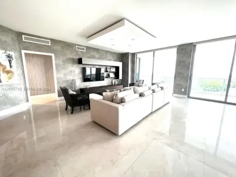 17111 Biscayne Boulevard North Miami Beach FL 33160