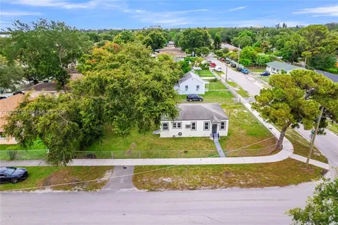 9301 NW 20th Avenue Miami FL 33147