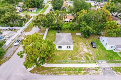 9301 NW 20th Avenue Miami FL 33147