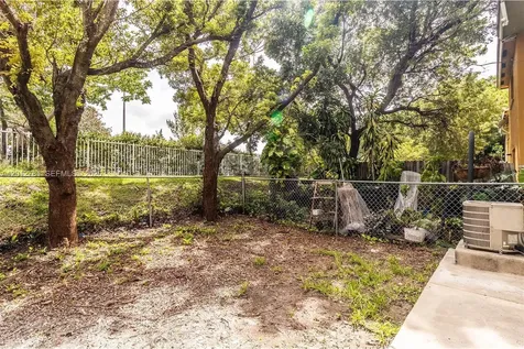 2214 NW 135th Terrace Opa-Locka FL 33054