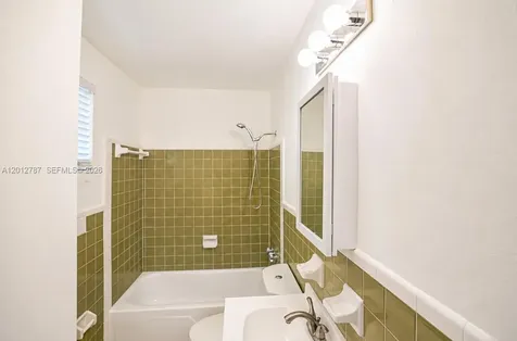 7190 W 11th Court Hialeah FL 33014