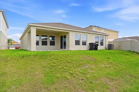 1536 Axel Circle Winter Haven FL 33880