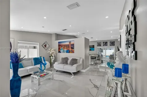 15167 SW 172nd Terrace Miami FL 33187