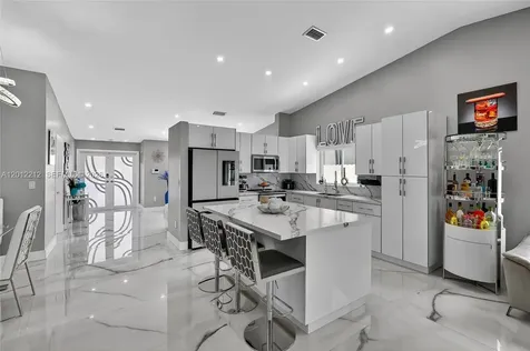 15167 SW 172nd Terrace Miami FL 33187