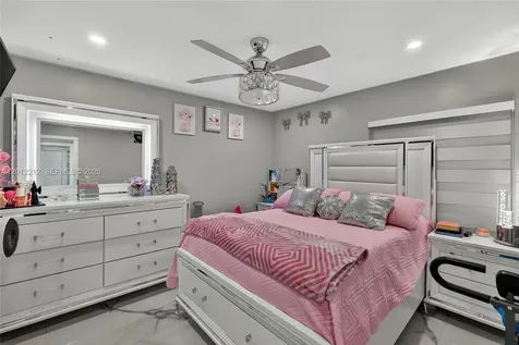 15167 SW 172nd Terrace Miami FL 33187