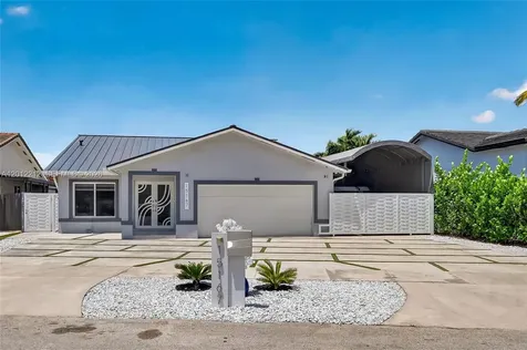 15167 SW 172nd Terrace Miami FL 33187