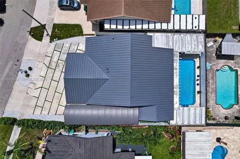 15167 SW 172nd Terrace Miami FL 33187