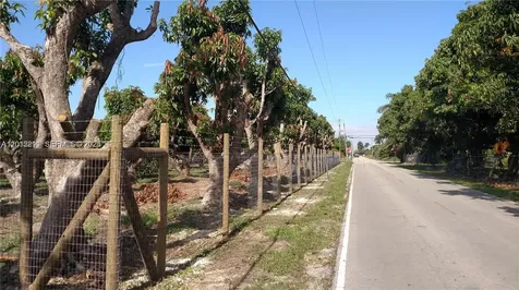 19600 SW 256th Street Homestead FL 33031
