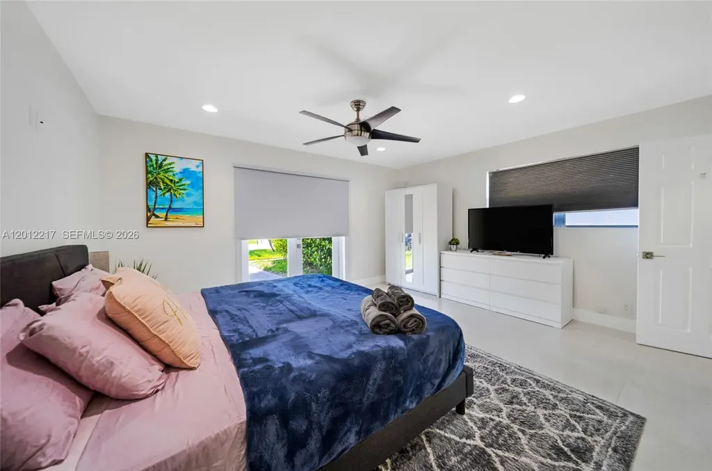 31 SE 12th Street Pompano Beach FL 33060