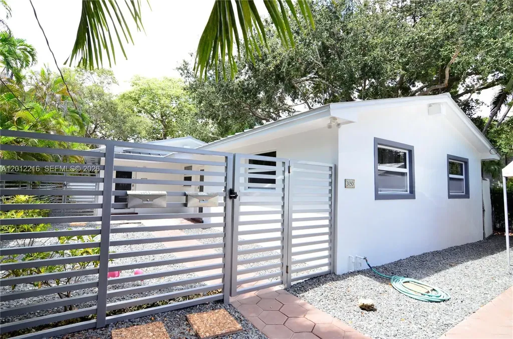 3050 Virginia Street Miami FL 33133