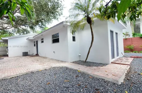 3050 Virginia Street Miami FL 33133