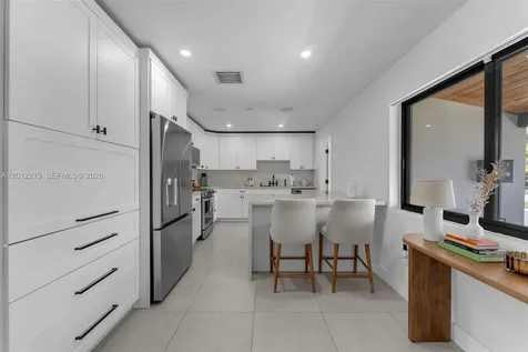 9250 SW 44th Street Miami FL 33165