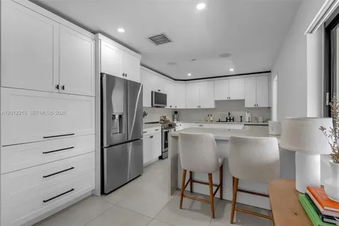9250 SW 44th Street Miami FL 33165
