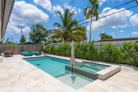 9250 SW 44th Street Miami FL 33165