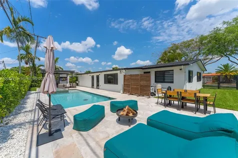 9250 SW 44th Street Miami FL 33165
