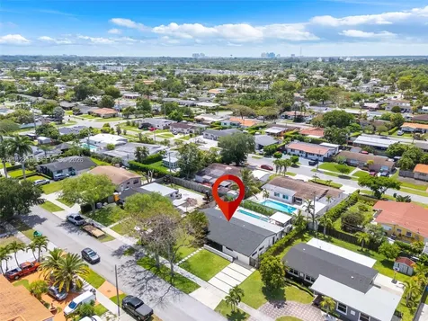 9250 SW 44th Street Miami FL 33165