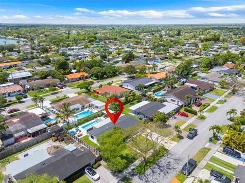 9250 SW 44th Street Miami FL 33165
