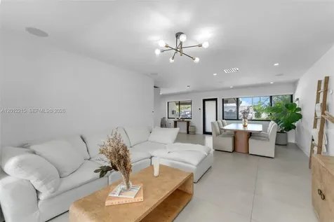 9250 SW 44th Street Miami FL 33165