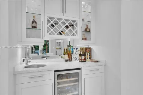 530 Sabal Palm Road Miami FL 33137
