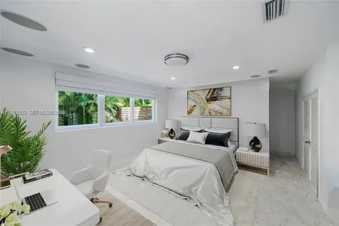 530 Sabal Palm Road Miami FL 33137