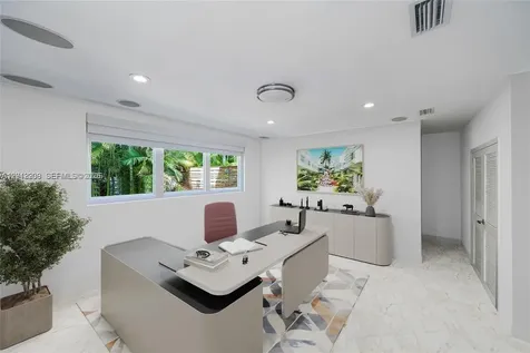 530 Sabal Palm Road Miami FL 33137