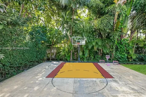 530 Sabal Palm Road Miami FL 33137