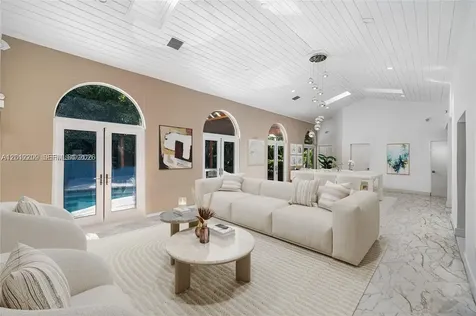 530 Sabal Palm Road Miami FL 33137