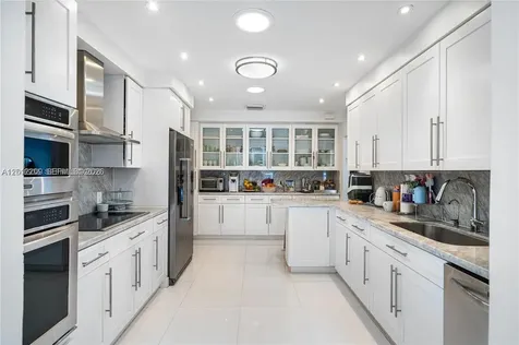 530 Sabal Palm Road Miami FL 33137