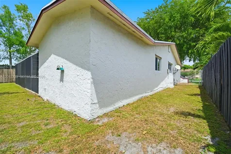 920 NW 92nd Avenue Pembroke Pines FL 33024