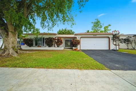 920 NW 92nd Avenue Pembroke Pines FL 33024