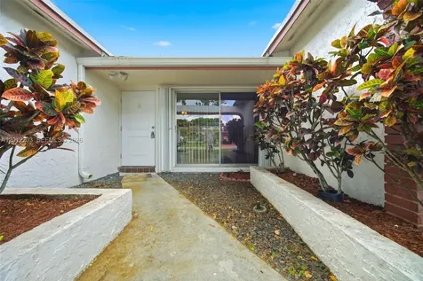 920 NW 92nd Avenue Pembroke Pines FL 33024